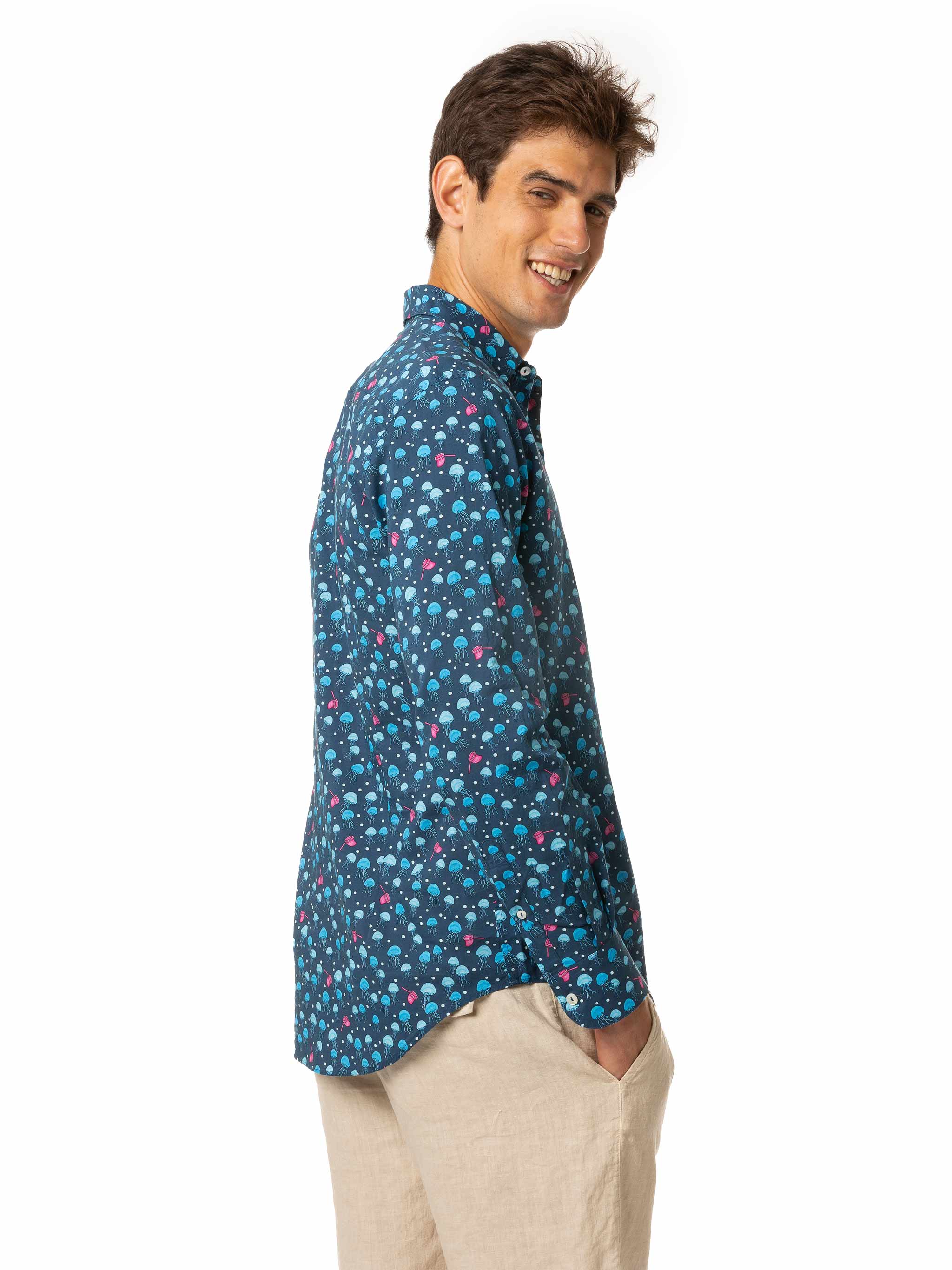 Man muslin cotton Sikelia shirt with jellyfish print - Image 4